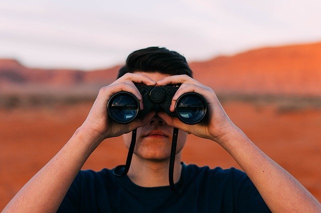 binoculars discovery