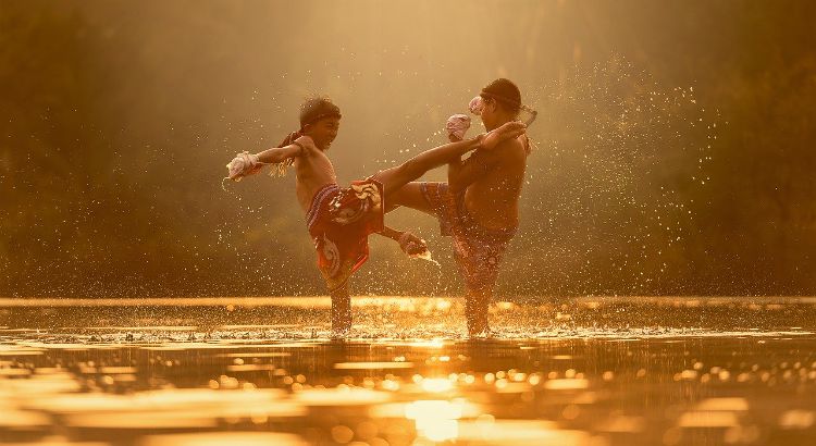 children fighting